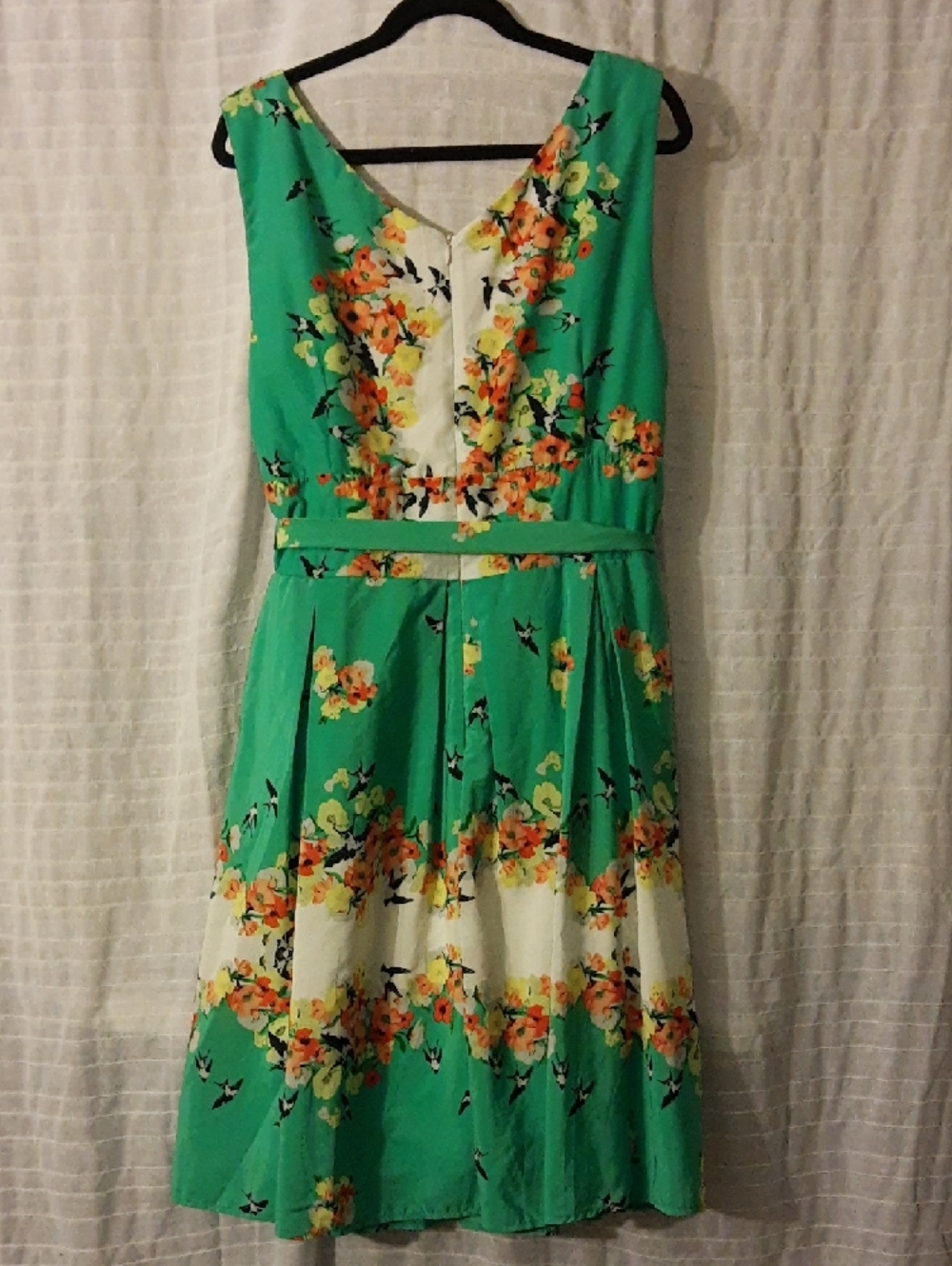 dressbarn Green Floral Midi Dress with Orange & Yellow Accents - Picture 3 of 3